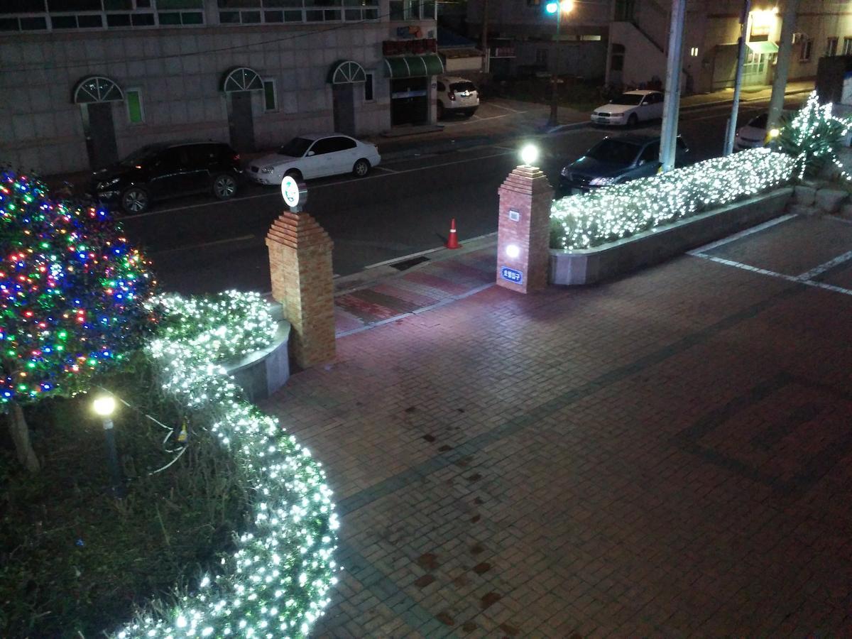 Geoje Jangseungpo Lighthouse Hotel Sodong Exteriör bild