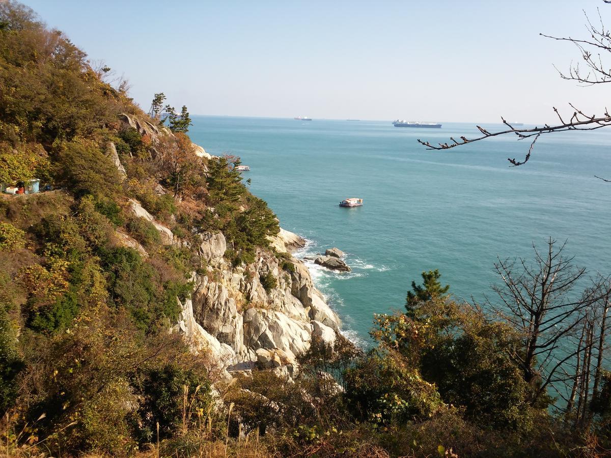 Geoje Jangseungpo Lighthouse Hotel Sodong Exteriör bild