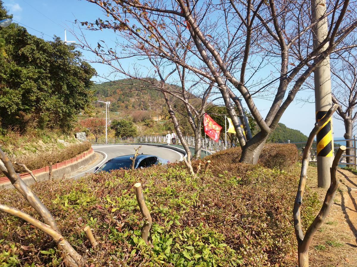 Geoje Jangseungpo Lighthouse Hotel Sodong Exteriör bild